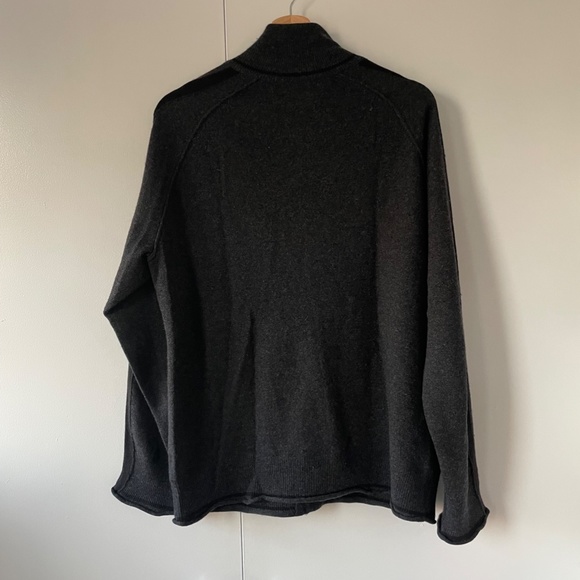 Full Zip Dark Grey Mens Sweater - Picture 6 of 9